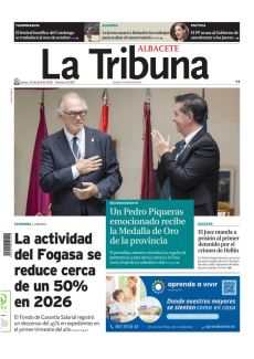 UN PEDRO PIQUERAS EMOCIONADO RECIBE LA MEDALLA DE ORO DE LA PROVINCIA